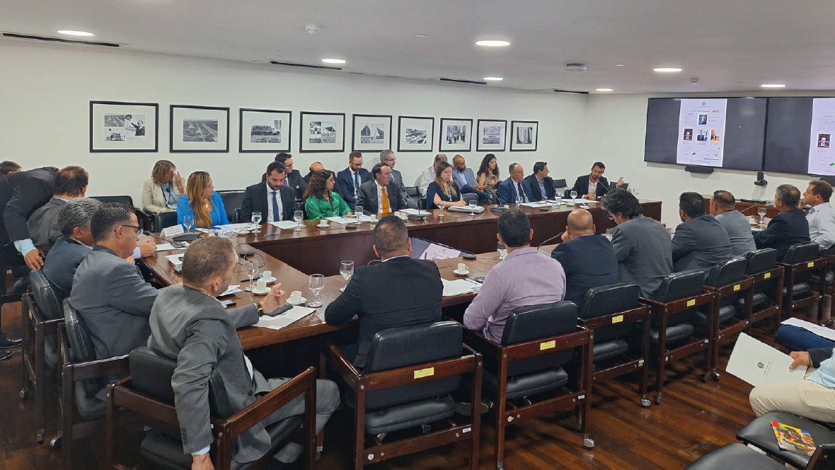Representantes dos Consórcios de Saneamento Básico de Minas Gerais